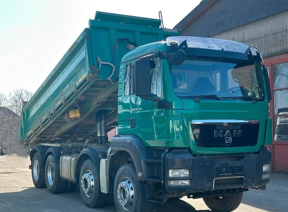 MAN TGS 35.440 8x4 | Wywrotka trójstronna | Meiller | Bordmatik | Retarder | Euro 5 | - Kravas automašīna pašizgāzējs: foto 3 MAN TGS 35.440 8x4 | Wywrotka trójstronna | Meiller | Bordmatik | Retarder | Euro 5 | - Kravas automašīna pašizgāzējs: foto 3