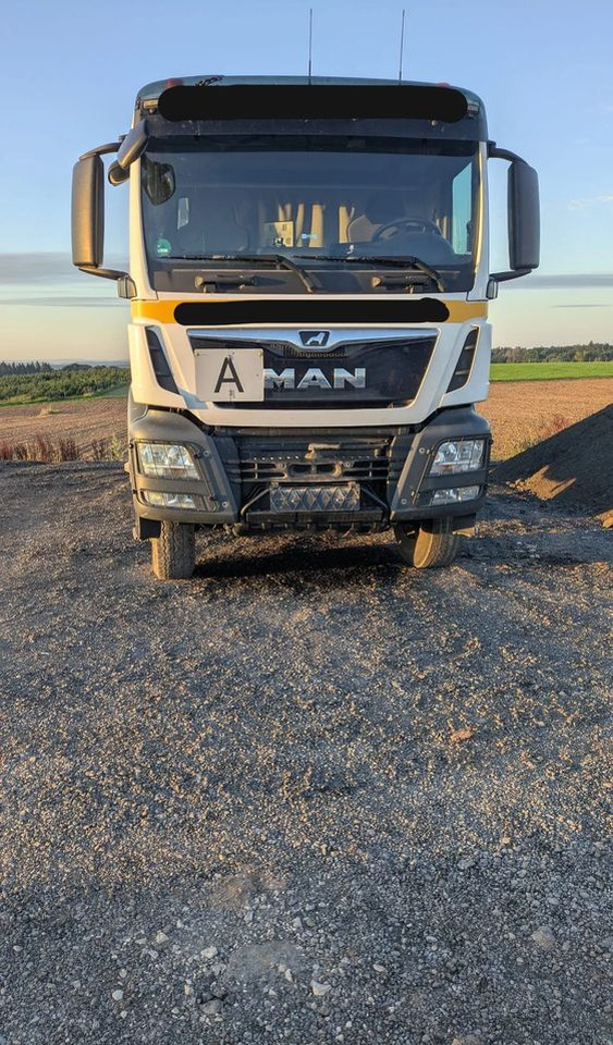 MAN TGS 35.460 8x4 | Wywrotka trójstronna MEILLER Bordmatik | Euro 6 - Kravas automašīna pašizgāzējs: foto 4 MAN TGS 35.460 8x4 | Wywrotka trójstronna MEILLER Bordmatik | Euro 6 - Kravas automašīna pašizgāzējs: foto 4
