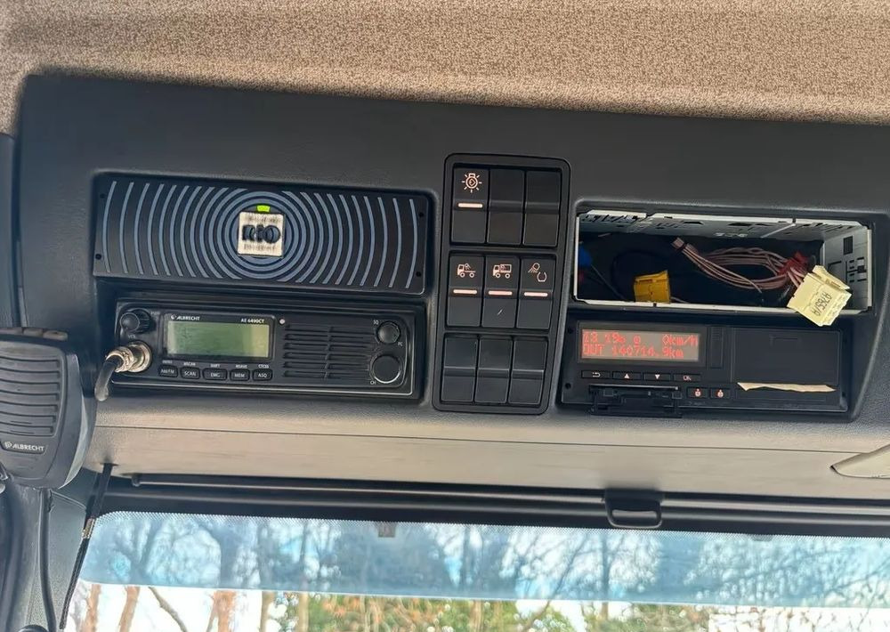 Kravas automašīna pašizgāzējs MAN TGS 35.460 / 8x6 – Meiller Trójstronna wywrotka  / Euro 6c / Kamera /: foto 16