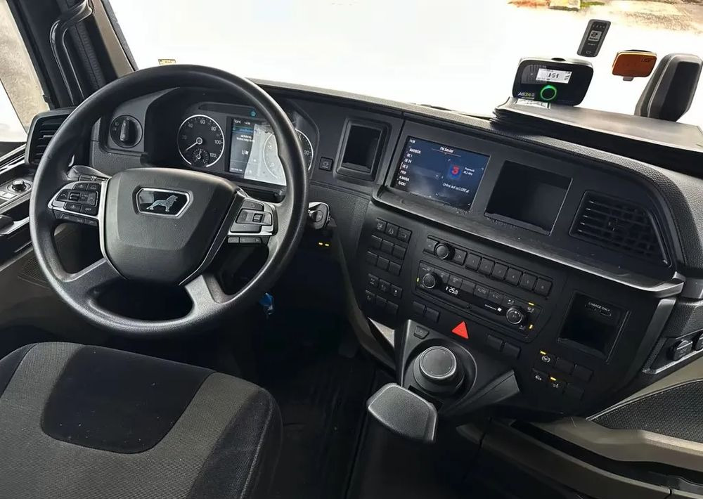 MAN TGX 26.470 6x2 | BDF | Oś podnoszona + skrętna | Retarder | Euro 6 | Automatyczna klimatyzacja | Napęd na tylne koła - Šasija kravas automašīna: foto 5 MAN TGX 26.470 6x2 | BDF | Oś podnoszona + skrętna | Retarder | Euro 6 | Automatyczna klimatyzacja | Napęd na tylne koła - Šasija kravas automašīna: foto 5