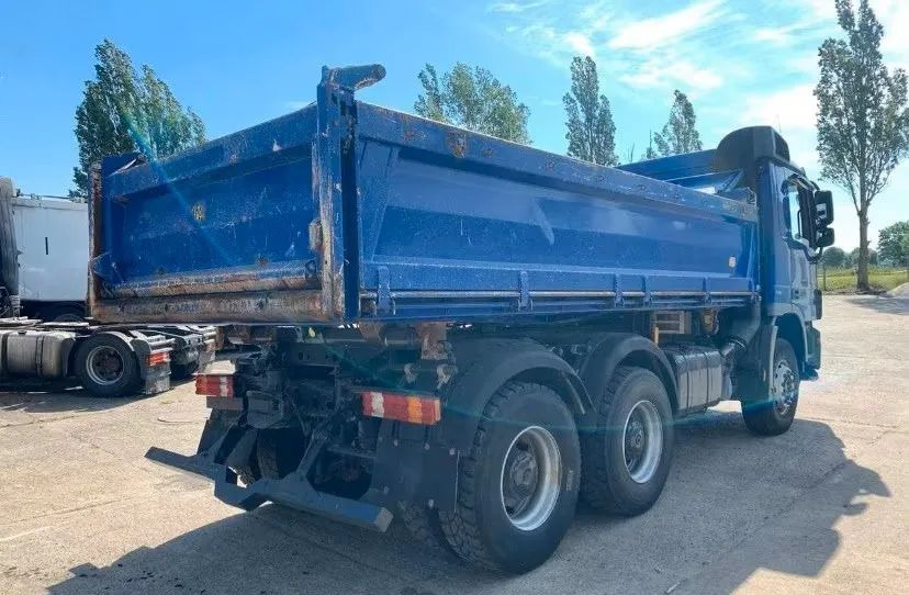 Mercedes-Benz Actros 3344 6x4 / Wywrotka trójstronna Miller / Euro 5 / - Kravas automašīna pašizgāzējs: foto 3 Mercedes-Benz Actros 3344 6x4 / Wywrotka trójstronna Miller / Euro 5 / - Kravas automašīna pašizgāzējs: foto 3