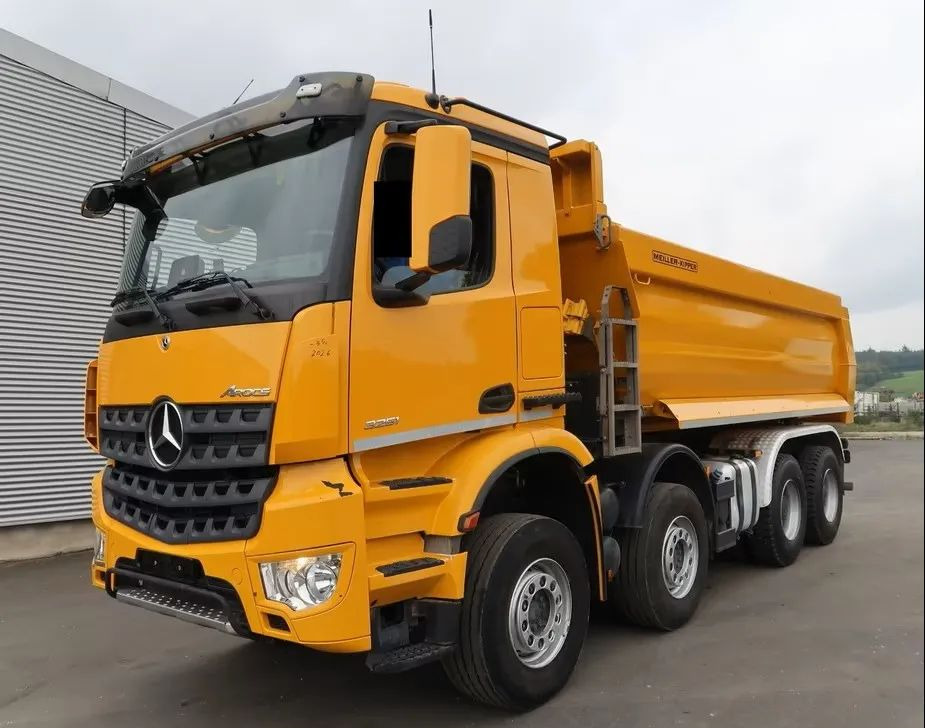 Mercedes-Benz Arocs 3251 / 8x4 / Wywrotka Meiller 3- stronna /  Euro 6d / Przebieg: 215 600 km - Kravas automašīna pašizgāzējs: foto 1 Mercedes-Benz Arocs 3251 / 8x4 / Wywrotka Meiller 3- stronna /  Euro 6d / Przebieg: 215 600 km - Kravas automašīna pašizgāzējs: foto 1