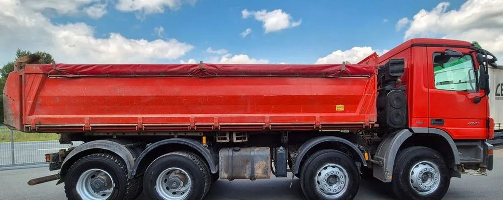 Mercedes-Benz Mercedes-Benz ACTROS 4141 Wywrotka 8x4 | Euro 5 | 408 KM | 337 798 km | 2010 - Kravas automašīna pašizgāzējs: foto 4 Mercedes-Benz Mercedes-Benz ACTROS 4141 Wywrotka 8x4 | Euro 5 | 408 KM | 337 798 km | 2010 - Kravas automašīna pašizgāzējs: foto 4