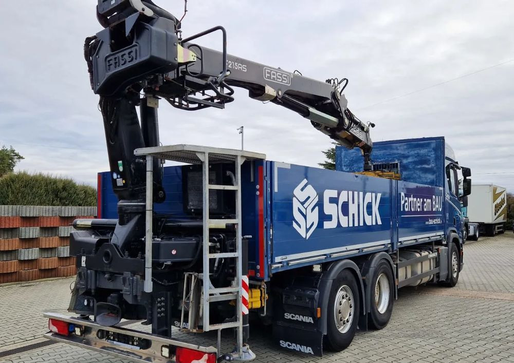 Scania Scania/ R 500/ 6x2 /Fassi F 215 AS - Bortu kravas automašīna/ Platforma, Kravas auto ar manipulatoru: foto 5 Scania Scania/ R 500/ 6x2 /Fassi F 215 AS - Bortu kravas automašīna/ Platforma, Kravas auto ar manipulatoru: foto 5