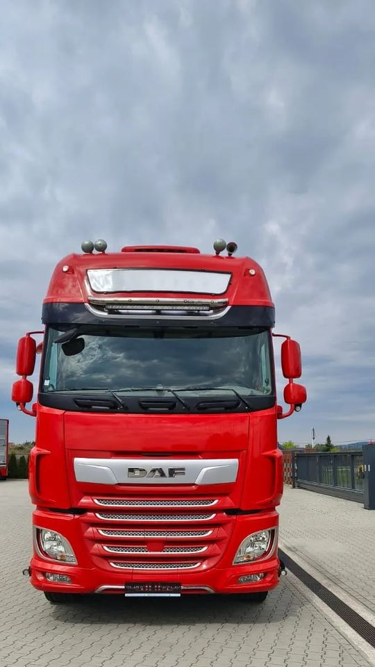 DAF XF 530 Super Space Cab | RETARDER | KLIMATYZACJA | EURO 6 | 2018 | 530 000 km - Vilcējs: foto 4 DAF XF 530 Super Space Cab | RETARDER | KLIMATYZACJA | EURO 6 | 2018 | 530 000 km - Vilcējs: foto 4