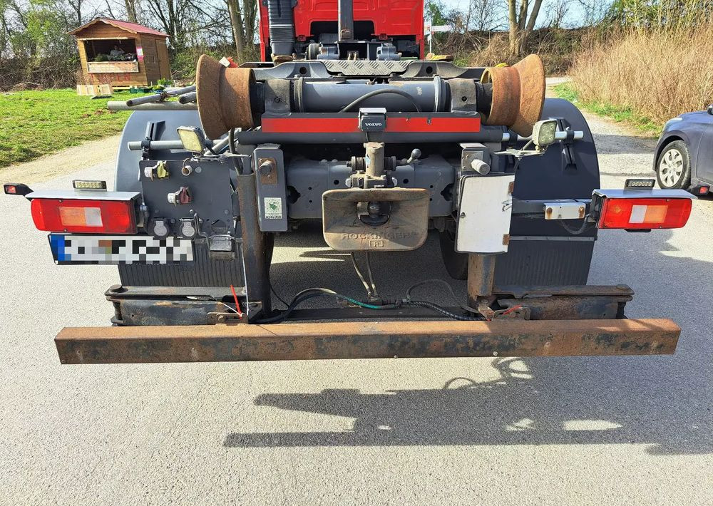 Volvo FH 64 R510 High-Line - Kravas automašīna pašizgāzējs: foto 4 Volvo FH 64 R510 High-Line - Kravas automašīna pašizgāzējs: foto 4