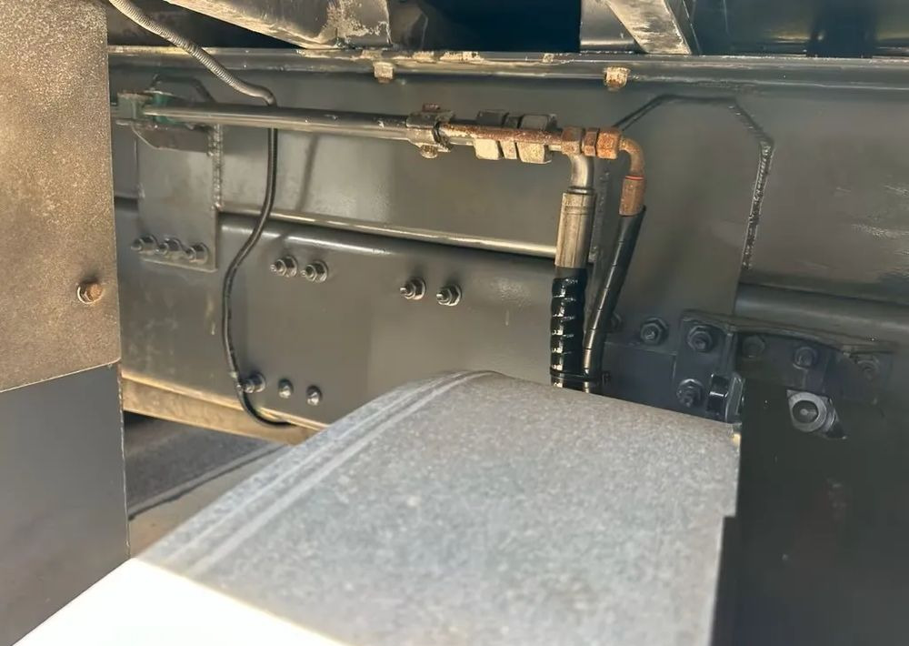 Volvo FM420 6x2 | HDS Atlas AK 186-3 z przestrzenią ładunkową | Euro6 |238 000 km - Bortu kravas automašīna/ Platforma, Kravas auto ar manipulatoru: foto 4 Volvo FM420 6x2 | HDS Atlas AK 186-3 z przestrzenią ładunkową | Euro6 |238 000 km - Bortu kravas automašīna/ Platforma, Kravas auto ar manipulatoru: foto 4