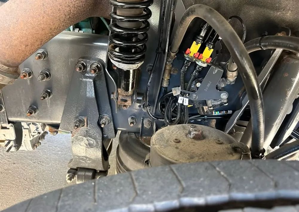 Volvo FM420 6x2 | HDS Atlas AK 186-3 z przestrzenią ładunkową | Euro6 |238 000 km - Bortu kravas automašīna/ Platforma, Kravas auto ar manipulatoru: foto 5 Volvo FM420 6x2 | HDS Atlas AK 186-3 z przestrzenią ładunkową | Euro6 |238 000 km - Bortu kravas automašīna/ Platforma, Kravas auto ar manipulatoru: foto 5