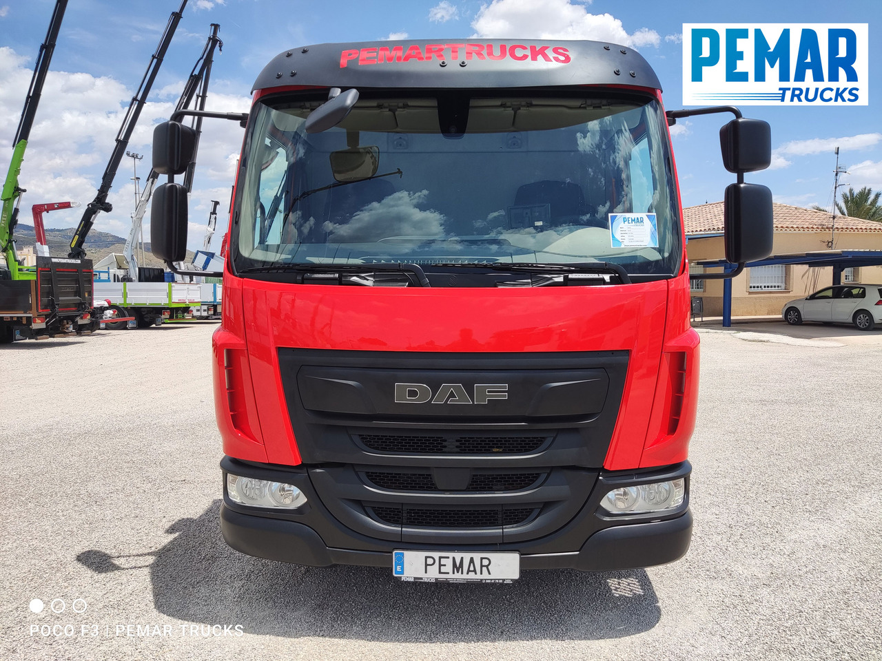 DAF LF 210 GRUA CAJA FIJA - Bortu kravas automašīna/ Platforma, Kravas auto ar manipulatoru: foto 3 DAF LF 210 GRUA CAJA FIJA - Bortu kravas automašīna/ Platforma, Kravas auto ar manipulatoru: foto 3