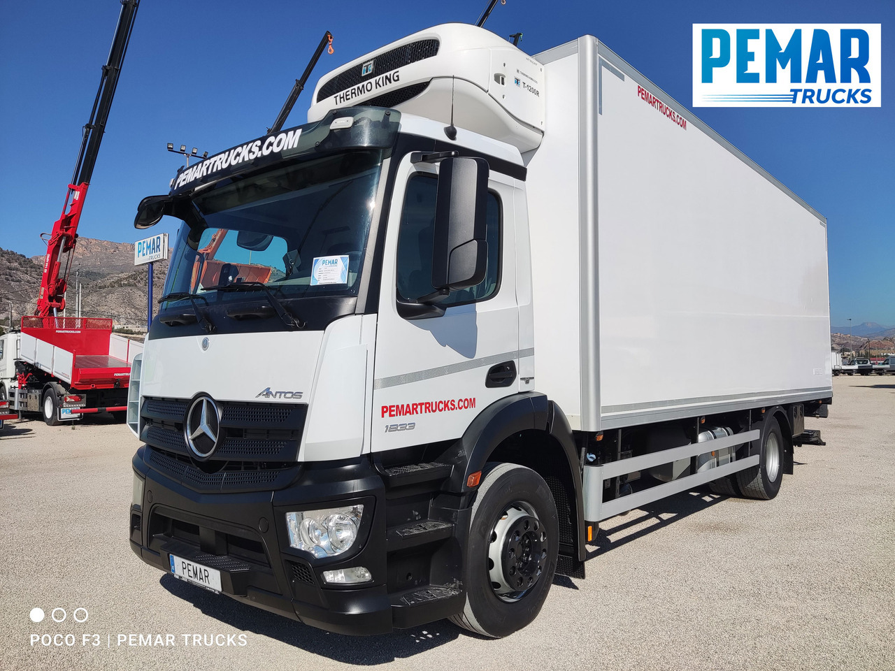 MERCEDES-BENZ MERCEDES BENZ ANTOS 1833 FRIGORIFICO 18T - Kravas automašīna refrižerators: foto 1 MERCEDES-BENZ MERCEDES BENZ ANTOS 1833 FRIGORIFICO 18T - Kravas automašīna refrižerators: foto 1