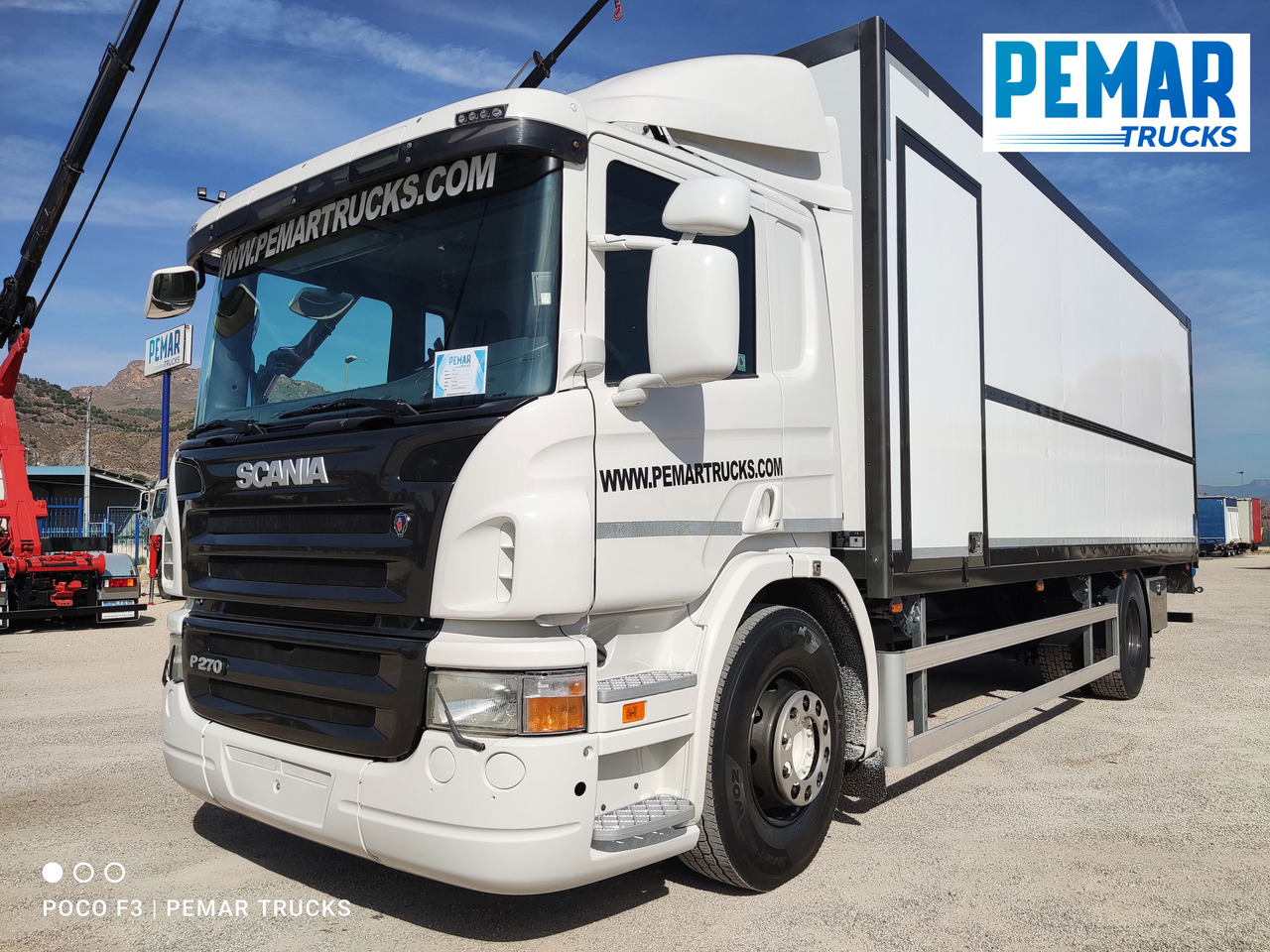 SCANIA P 270 FURGON CERRADO 18T - Kravas automašīna ar slēgto virsbūvi: foto 1 SCANIA P 270 FURGON CERRADO 18T - Kravas automašīna ar slēgto virsbūvi: foto 1