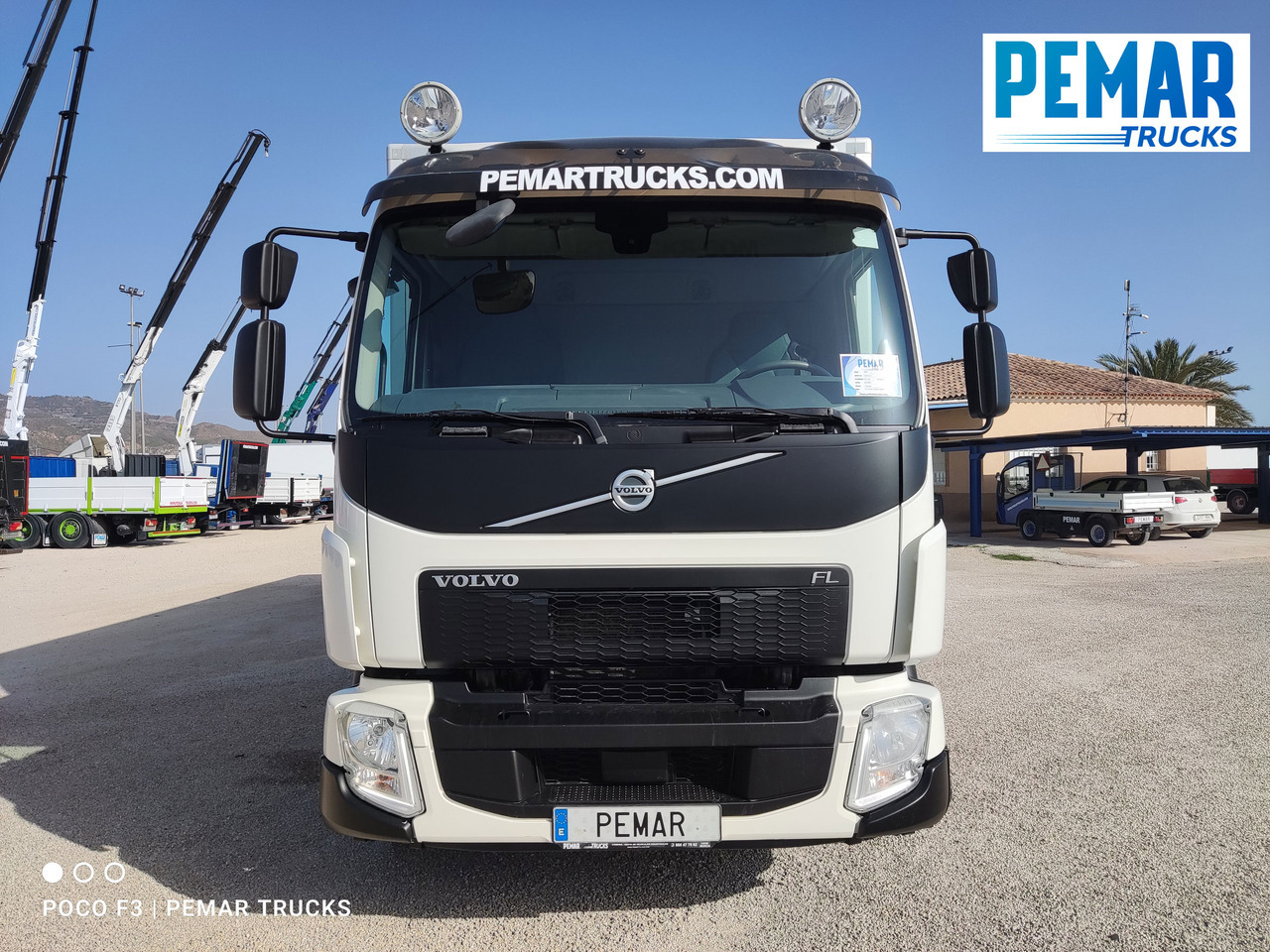 VOLVO FL 210 CAJA CERRADA 12T EURO 6 - Kravas automašīna ar slēgto virsbūvi: foto 2 VOLVO FL 210 CAJA CERRADA 12T EURO 6 - Kravas automašīna ar slēgto virsbūvi: foto 2
