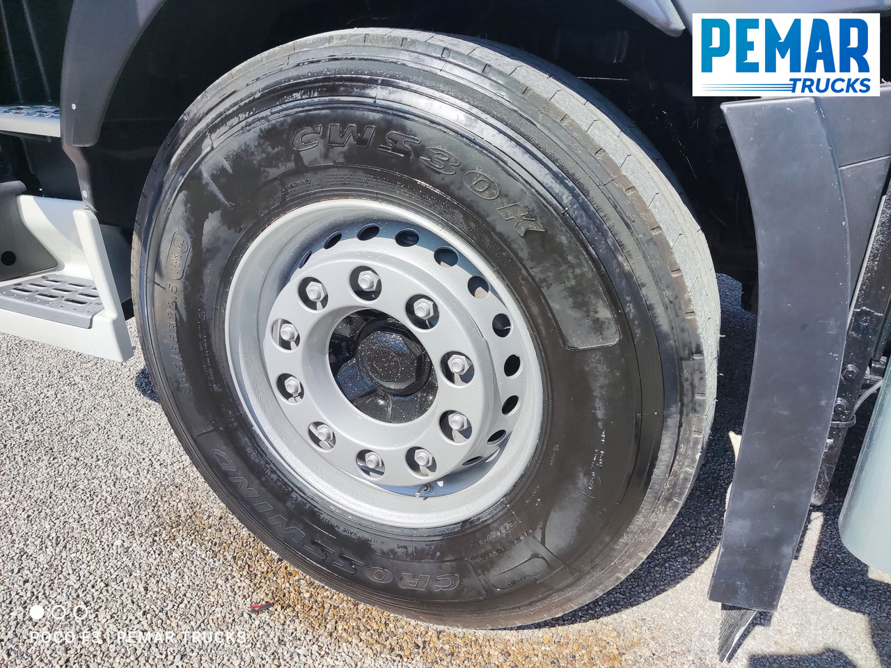 Kravas auto ar manipulatoru VOLVO FM 500 6X2 GRUA CAJA FIJA: foto 27
