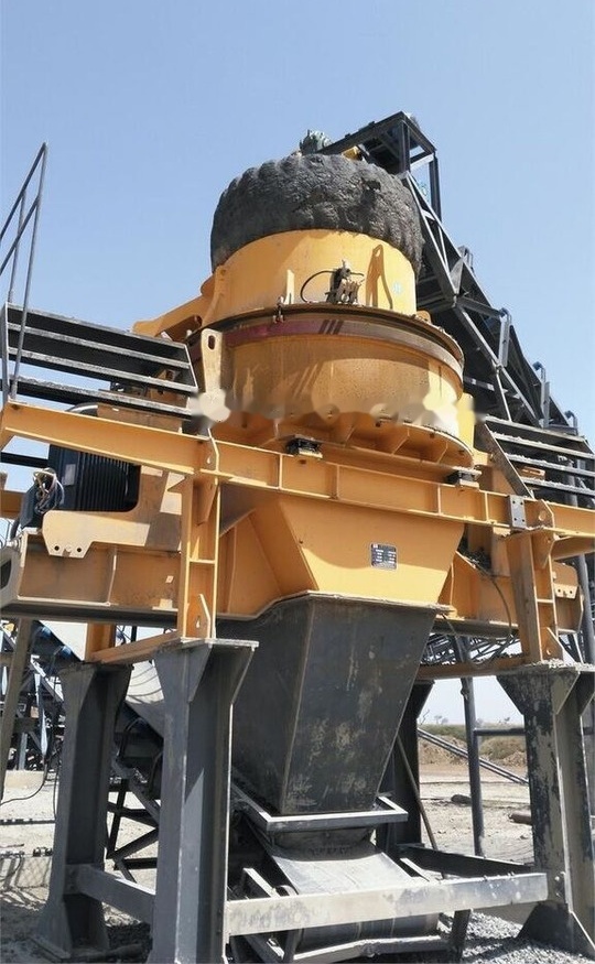 Jaunā Drupinātājs Kinglink 250-300 TPH Usine fixe de concassage de pierre basaltique: foto 8