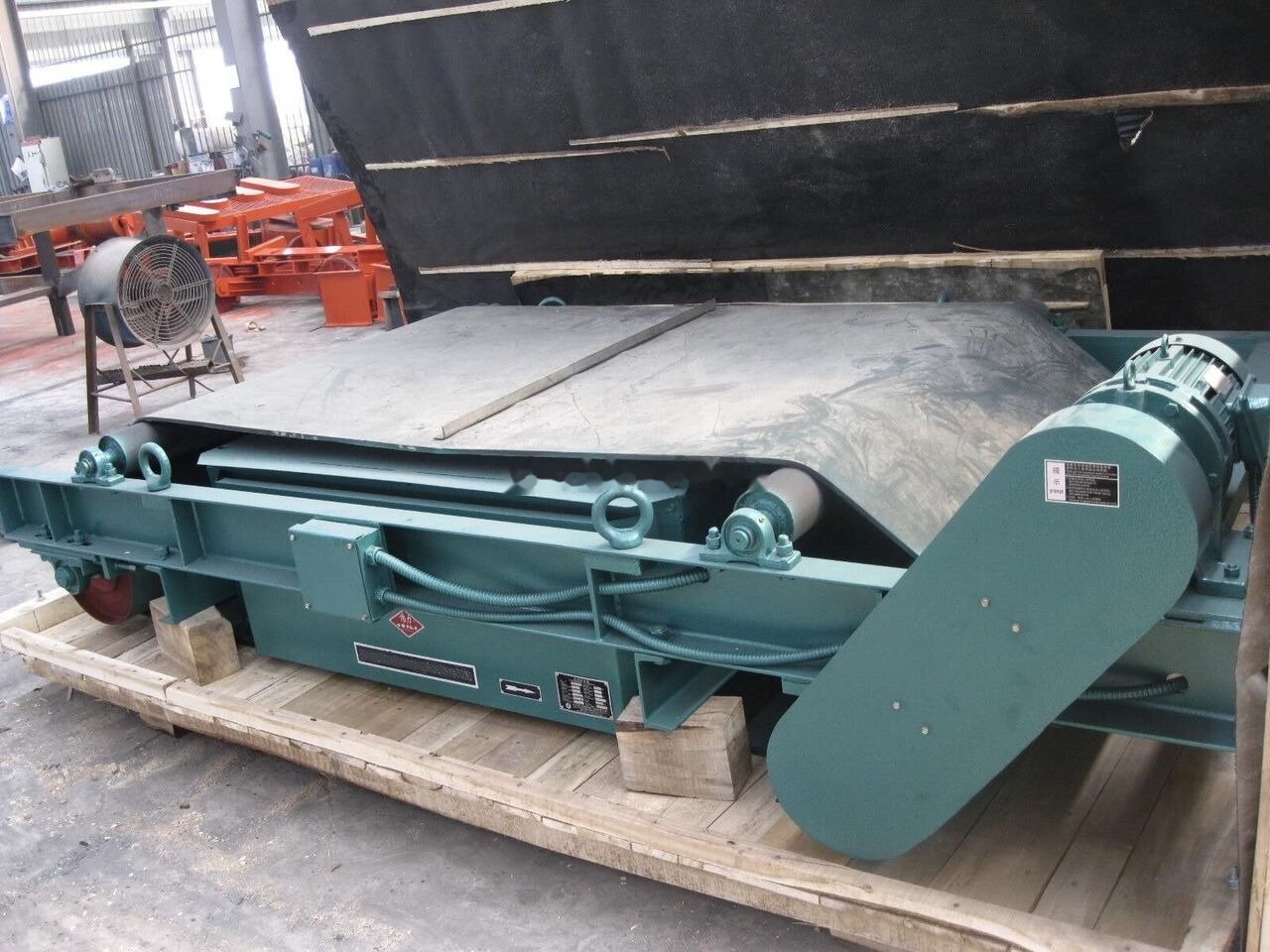 Kinglink B800 Magnetic Separator for remove iron and steels - Lentes konveijers: foto 2 Kinglink B800 Magnetic Separator for remove iron and steels - Lentes konveijers: foto 2
