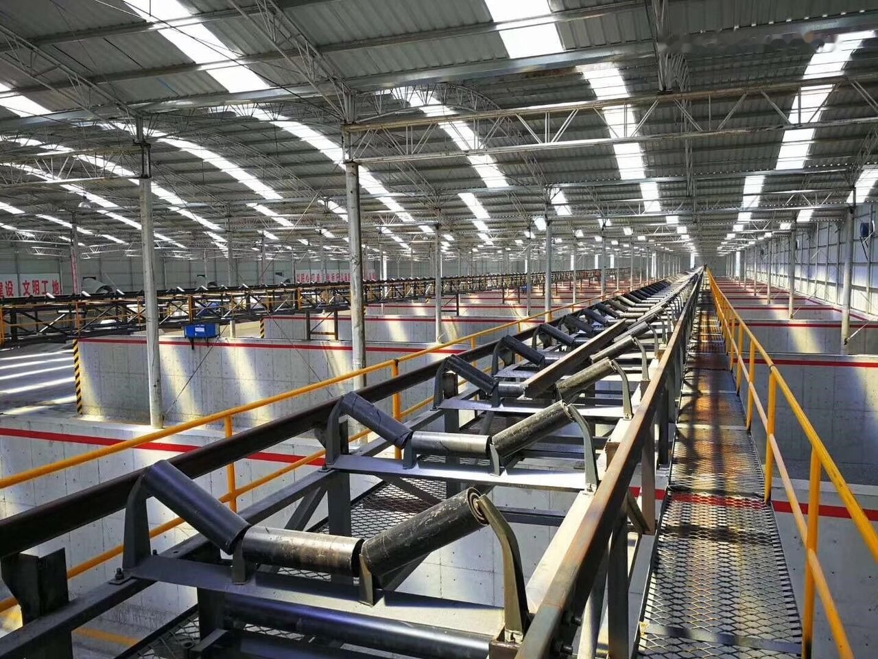 Kinglink B800 New High Quality Belt Conveyor - Lentes konveijers: foto 4 Kinglink B800 New High Quality Belt Conveyor - Lentes konveijers: foto 4