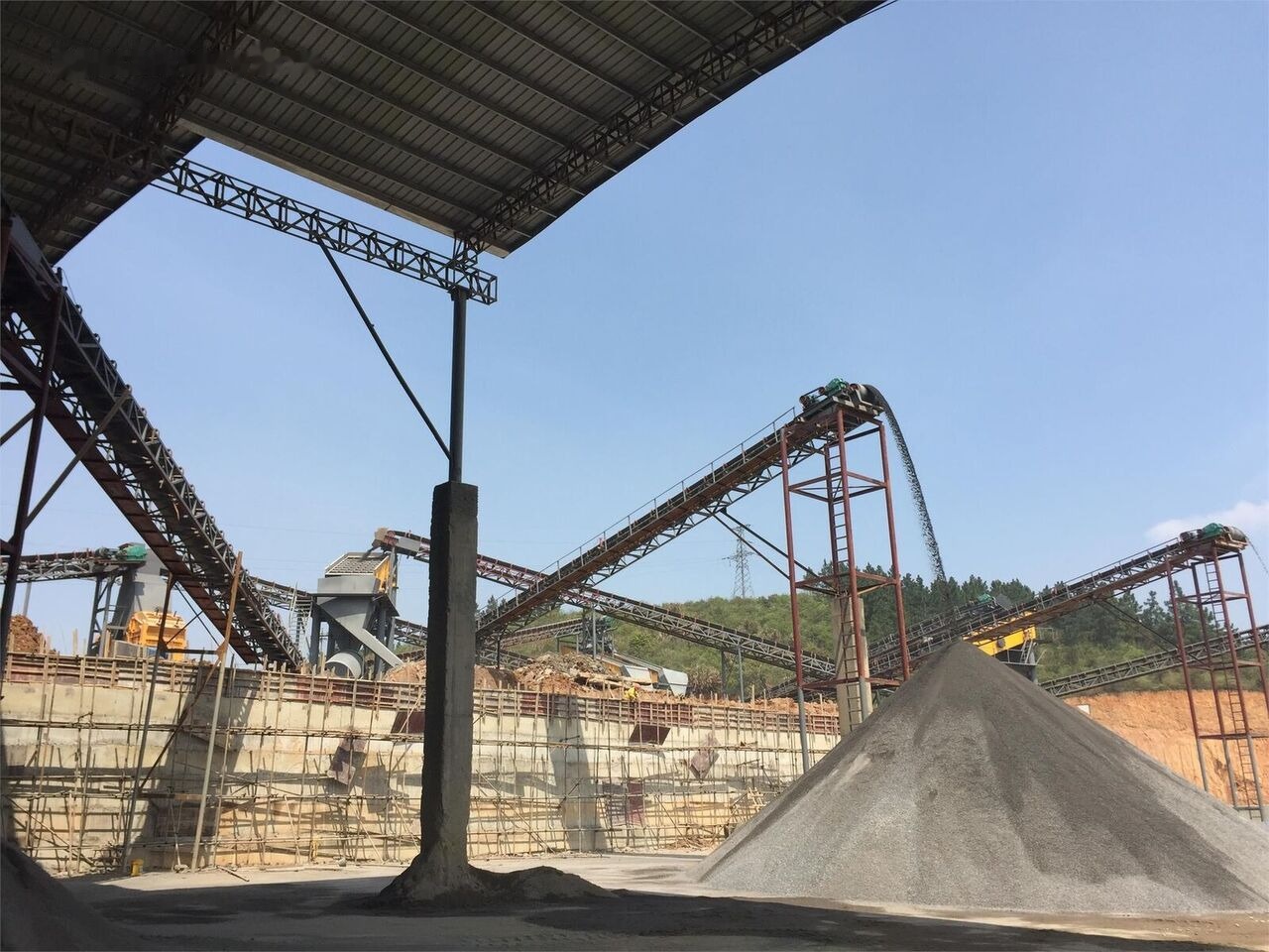 Kinglink Belt Conveyor B1200 with Strong Structure - Lentes konveijers: foto 1 Kinglink Belt Conveyor B1200 with Strong Structure - Lentes konveijers: foto 1