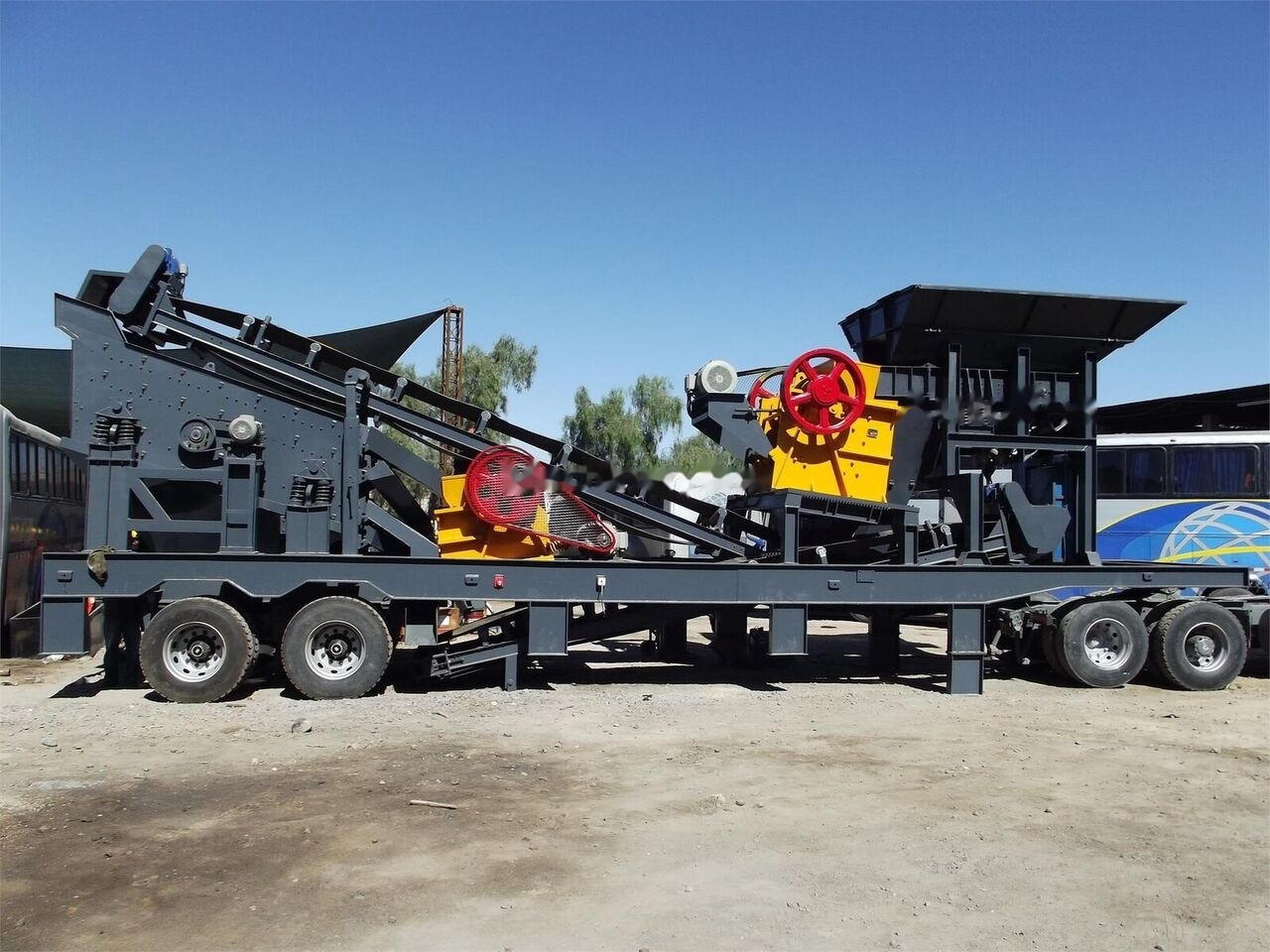 Kinglink KL1142E710 mobile crusher - Trieciena drupinātājs: foto 1 Kinglink KL1142E710 mobile crusher - Trieciena drupinātājs: foto 1