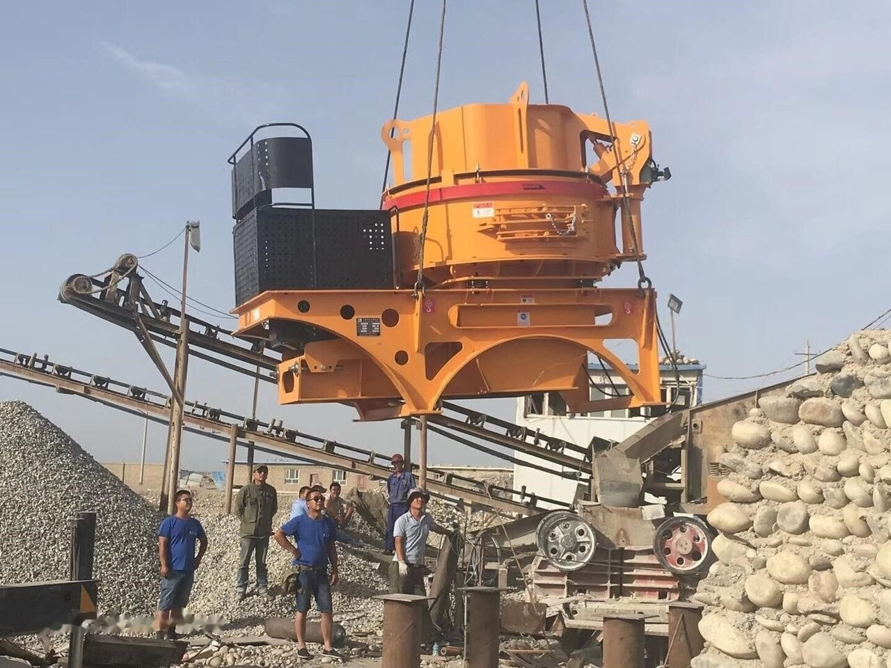 Kinglink KL7 VSI Crusher | Sand Making Machine 50TPH - Trieciena drupinātājs: foto 2 Kinglink KL7 VSI Crusher | Sand Making Machine 50TPH - Trieciena drupinātājs: foto 2