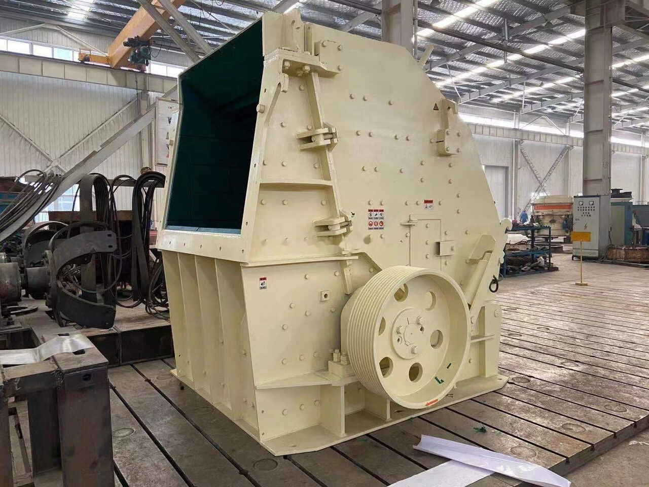 Kinglink NP1415 Impact Crusher - Trieciena drupinātājs: foto 1 Kinglink NP1415 Impact Crusher - Trieciena drupinātājs: foto 1