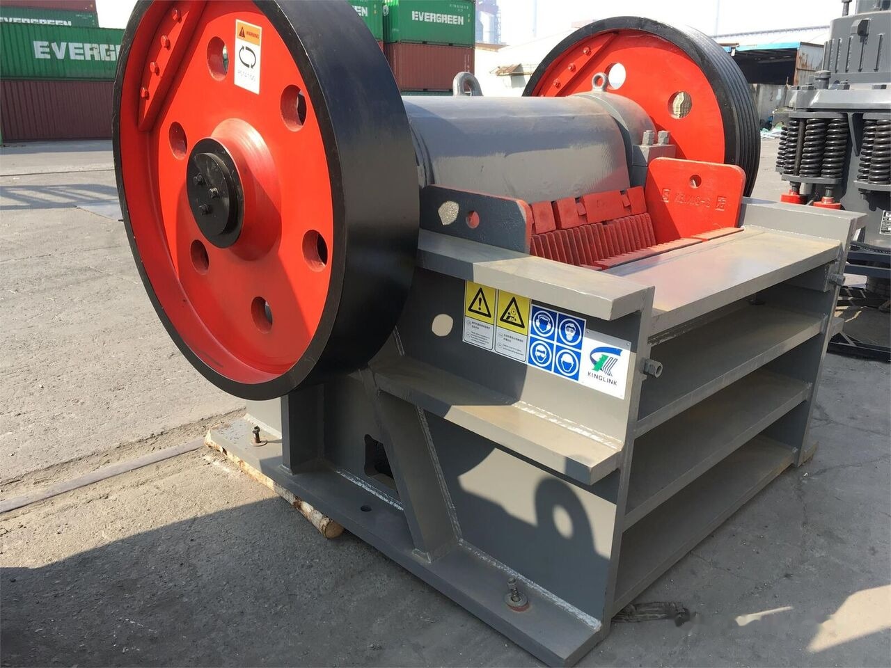 Kinglink PEX300X1300 Secondary Fine Jaw Crusher | 100TPH - Žokļu drupinātājs: foto 3 Kinglink PEX300X1300 Secondary Fine Jaw Crusher | 100TPH - Žokļu drupinātājs: foto 3