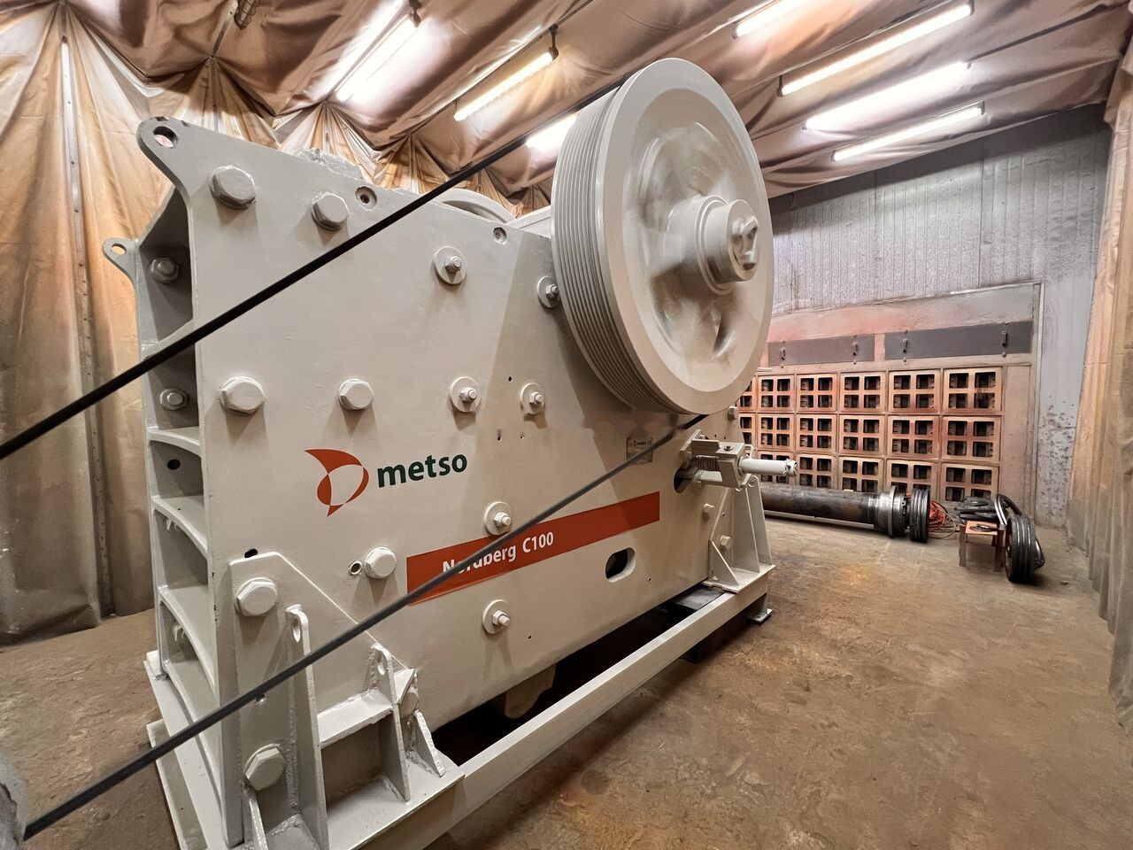 Metso Nordberg C100 Jaw Crusher | Renewed - Žokļu drupinātājs: foto 2 Metso Nordberg C100 Jaw Crusher | Renewed - Žokļu drupinātājs: foto 2
