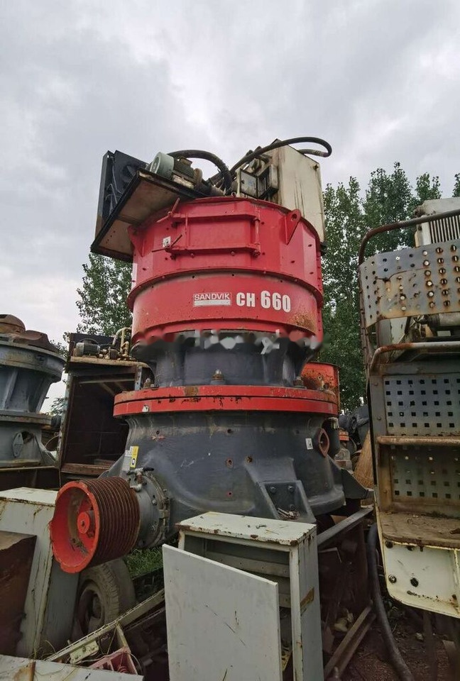Sandvik CH660 Cone Crusher - Konusveida drupinātājs: foto 1 Sandvik CH660 Cone Crusher - Konusveida drupinātājs: foto 1
