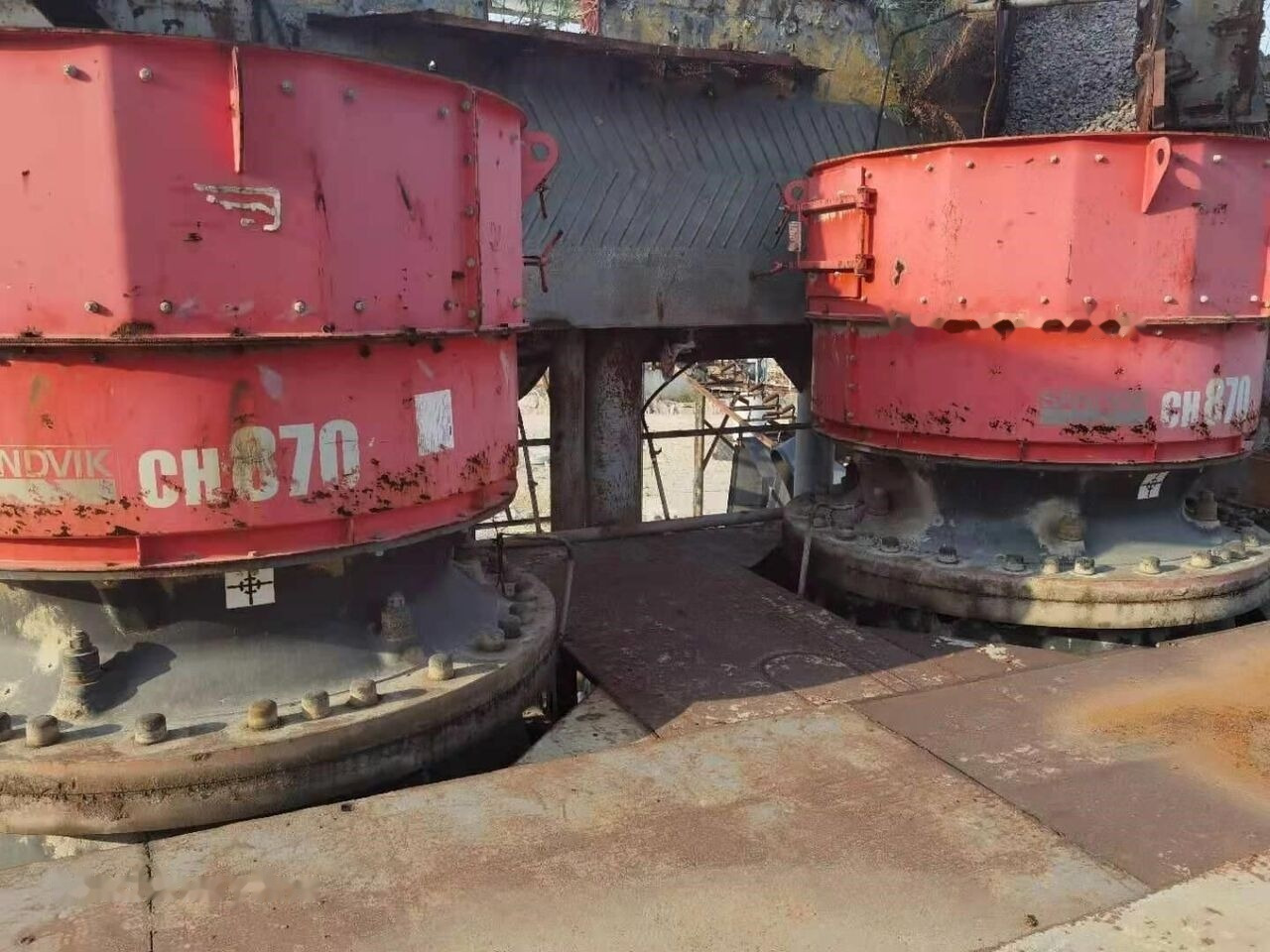 Sandvik CH870 - Konusveida drupinātājs: foto 1 Sandvik CH870 - Konusveida drupinātājs: foto 1