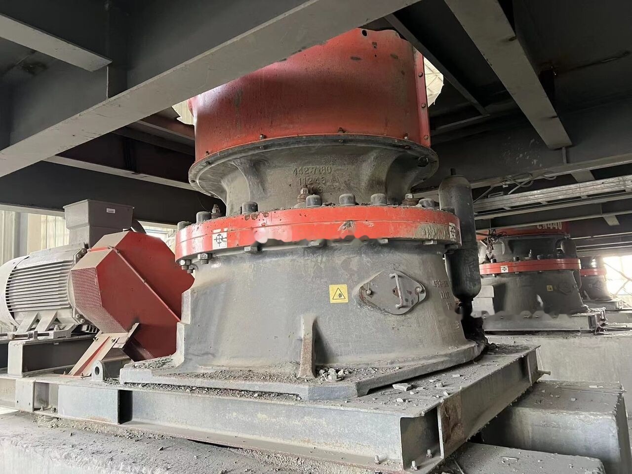 Sandvik Original CH440 Hydrocone - Konusveida drupinātājs: foto 3 Sandvik Original CH440 Hydrocone - Konusveida drupinātājs: foto 3