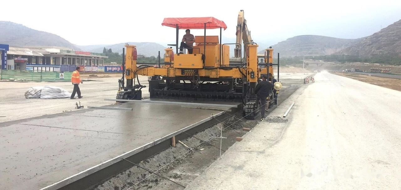 Wirtgen SP500 Concrete Slipform Paver - Betona ieklājējs: foto 5 Wirtgen SP500 Concrete Slipform Paver - Betona ieklājējs: foto 5