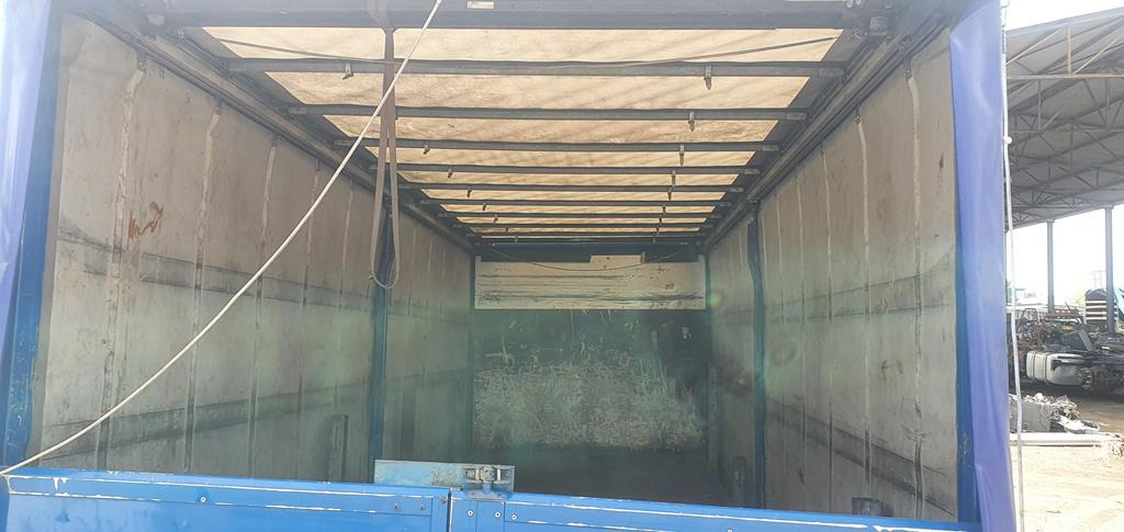 7.20m LENGTH X 2.15m HEIGHT X 2.45m WIDTH - Kravas kaste ar tentu: foto 4 7.20m LENGTH X 2.15m HEIGHT X 2.45m WIDTH - Kravas kaste ar tentu: foto 4