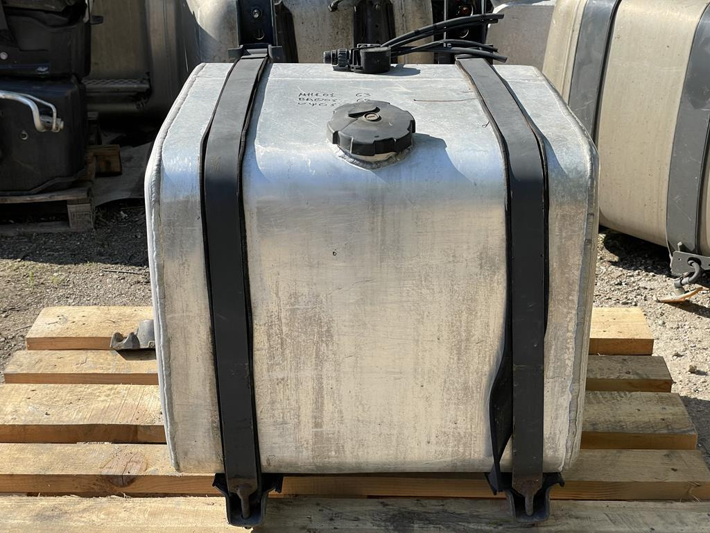 ALUMINUM 240L - Degvielas tvertne - Kravas automašīna: foto 1 ALUMINUM 240L - Degvielas tvertne - Kravas automašīna: foto 1