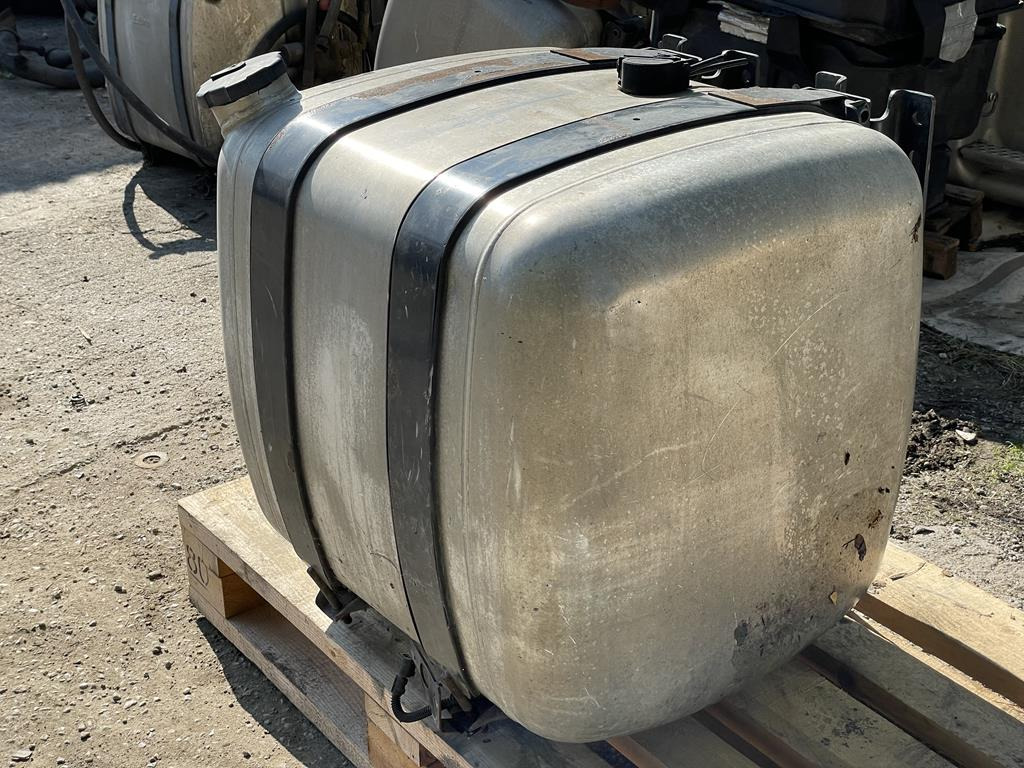 ALUMINUM 290 L - Degvielas tvertne - Kravas automašīna: foto 3 ALUMINUM 290 L - Degvielas tvertne - Kravas automašīna: foto 3