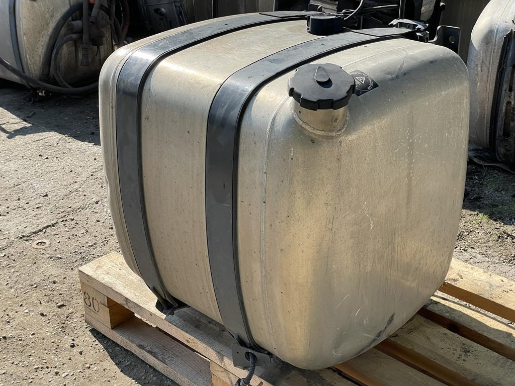 ALUMINUM FUEL TANK 290 L - Degvielas tvertne - Kravas automašīna: foto 3 ALUMINUM FUEL TANK 290 L - Degvielas tvertne - Kravas automašīna: foto 3
