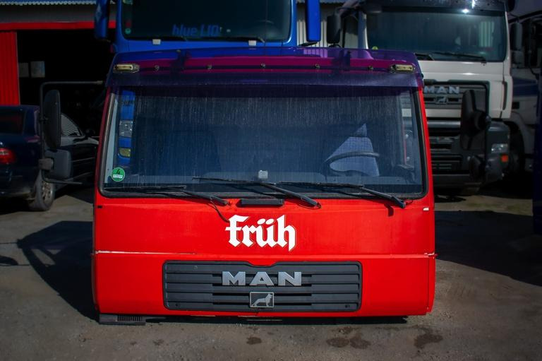 MAN L2000 - Kabīne - Kravas automašīna: foto 2 MAN L2000 - Kabīne - Kravas automašīna: foto 2