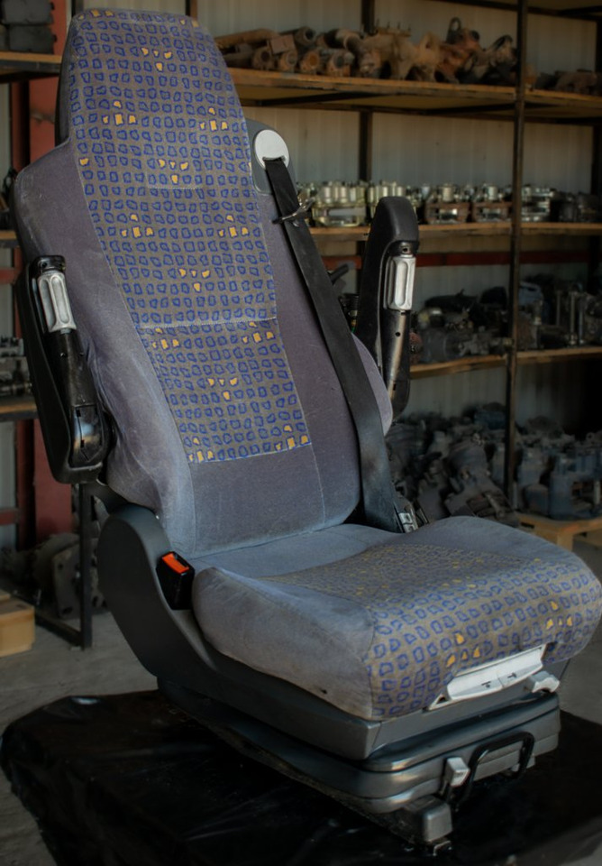 MAN TGA AIR SEAT - DRIVER - Sēdeklis - Kravas automašīna: foto 4 MAN TGA AIR SEAT - DRIVER - Sēdeklis - Kravas automašīna: foto 4