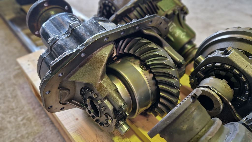 MAN TGA - TGX 21:28 - 81.35010.6198 - Diferenciālis - Kravas automašīna: foto 1 MAN TGA - TGX 21:28 - 81.35010.6198 - Diferenciālis - Kravas automašīna: foto 1