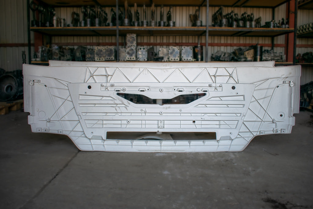 MAN TGX - Motora pārsegs - Kravas automašīna: foto 2 MAN TGX - Motora pārsegs - Kravas automašīna: foto 2