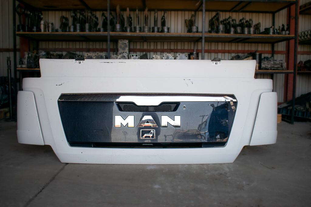 MAN TGX - Motora pārsegs - Kravas automašīna: foto 1 MAN TGX - Motora pārsegs - Kravas automašīna: foto 1