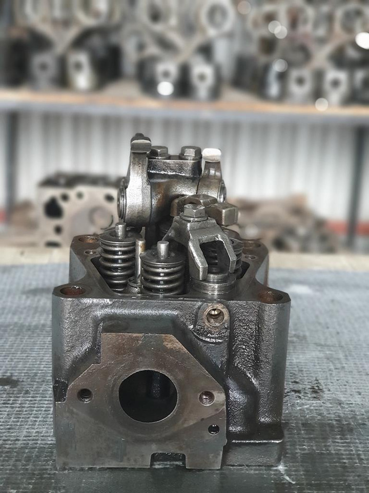 MERCEDES-BENZ ACTROS OM 541 EURO III - Motora galva - Kravas automašīna: foto 3 MERCEDES-BENZ ACTROS OM 541 EURO III - Motora galva - Kravas automašīna: foto 3