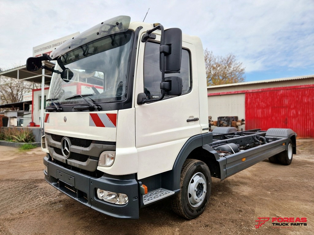 MERCEDES-BENZ ATEGO 1022 - EURO5 - Šasija kravas automašīna: foto 4 MERCEDES-BENZ ATEGO 1022 - EURO5 - Šasija kravas automašīna: foto 4