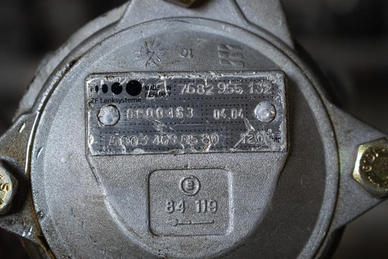 MERCEDES-BENZ ATEGO - 120 BAR - Stūres pastiprinātāja sūknis - Kravas automašīna: foto 4 MERCEDES-BENZ ATEGO - 120 BAR - Stūres pastiprinātāja sūknis - Kravas automašīna: foto 4