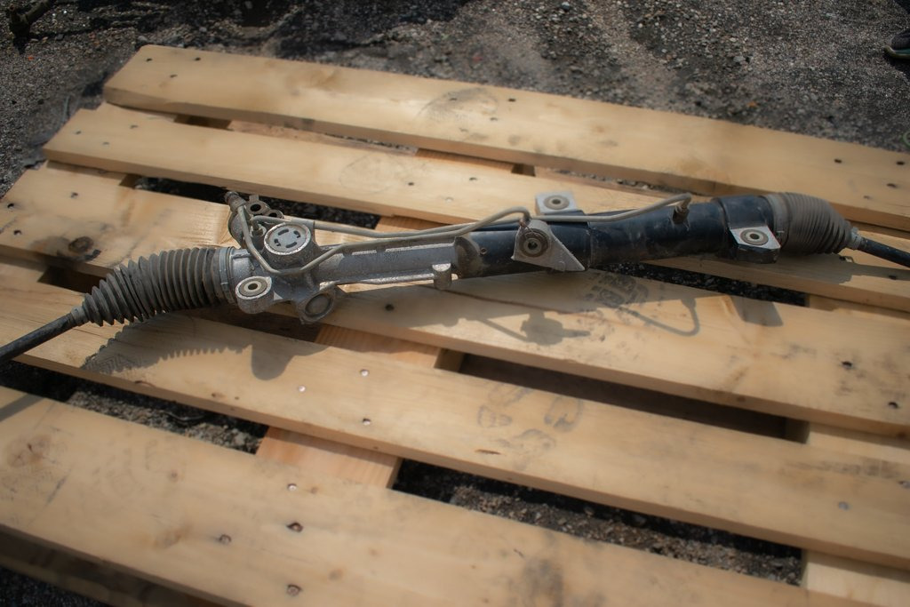 MERCEDES-BENZ VITO 638 - Stūres mehānisms - Kravas automašīna: foto 2 MERCEDES-BENZ VITO 638 - Stūres mehānisms - Kravas automašīna: foto 2