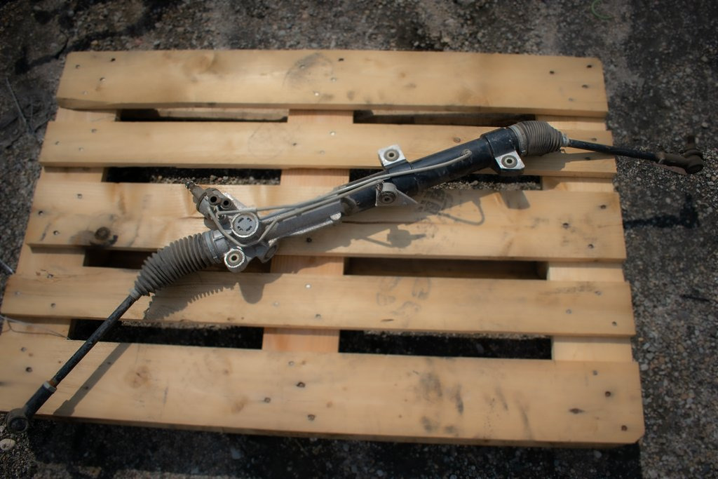 MERCEDES-BENZ VITO 638 - Stūres mehānisms - Kravas automašīna: foto 1 MERCEDES-BENZ VITO 638 - Stūres mehānisms - Kravas automašīna: foto 1