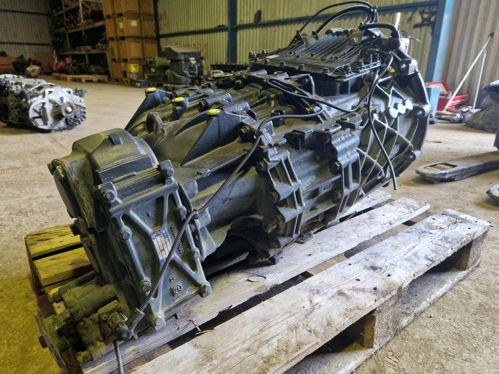 ZF ASTRONIC 12AS 2130 TD - Pārnesumkārba - Kravas automašīna: foto 2 ZF ASTRONIC 12AS 2130 TD - Pārnesumkārba - Kravas automašīna: foto 2