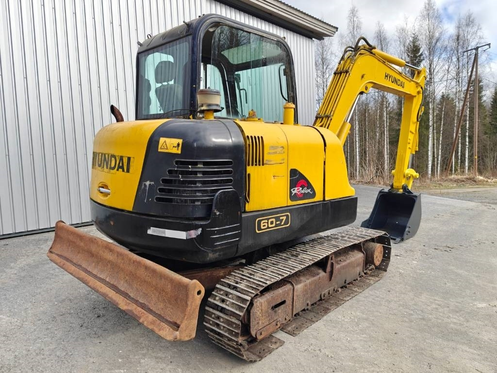 Hyundai R 60-7 - Mini-ekskavators: foto 5 Hyundai R 60-7 - Mini-ekskavators: foto 5