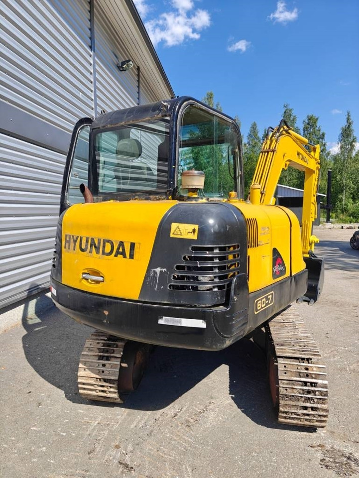 Hyundai R 60-7 - Mini-ekskavators: foto 4 Hyundai R 60-7 - Mini-ekskavators: foto 4