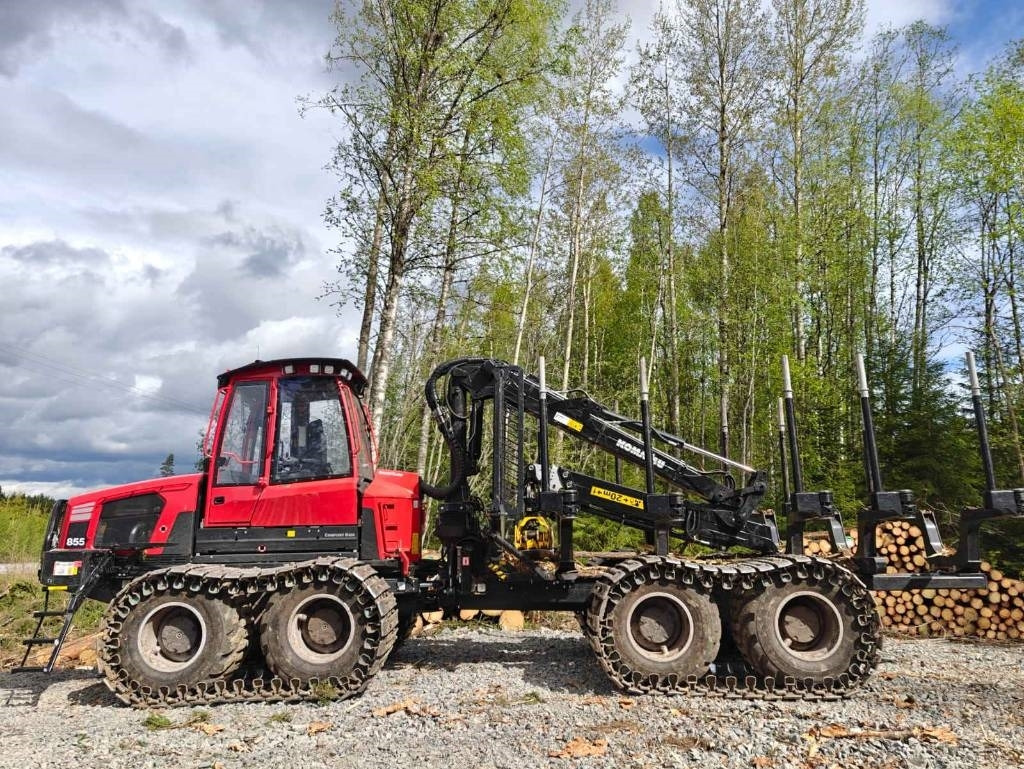 Komatsu 855 - Forvarders: foto 2 Komatsu 855 - Forvarders: foto 2