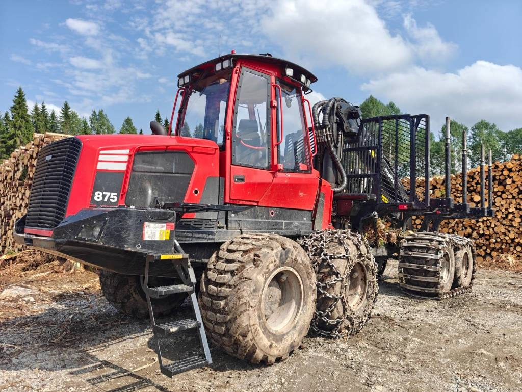Komatsu 875 - Forvarders: foto 1 Komatsu 875 - Forvarders: foto 1