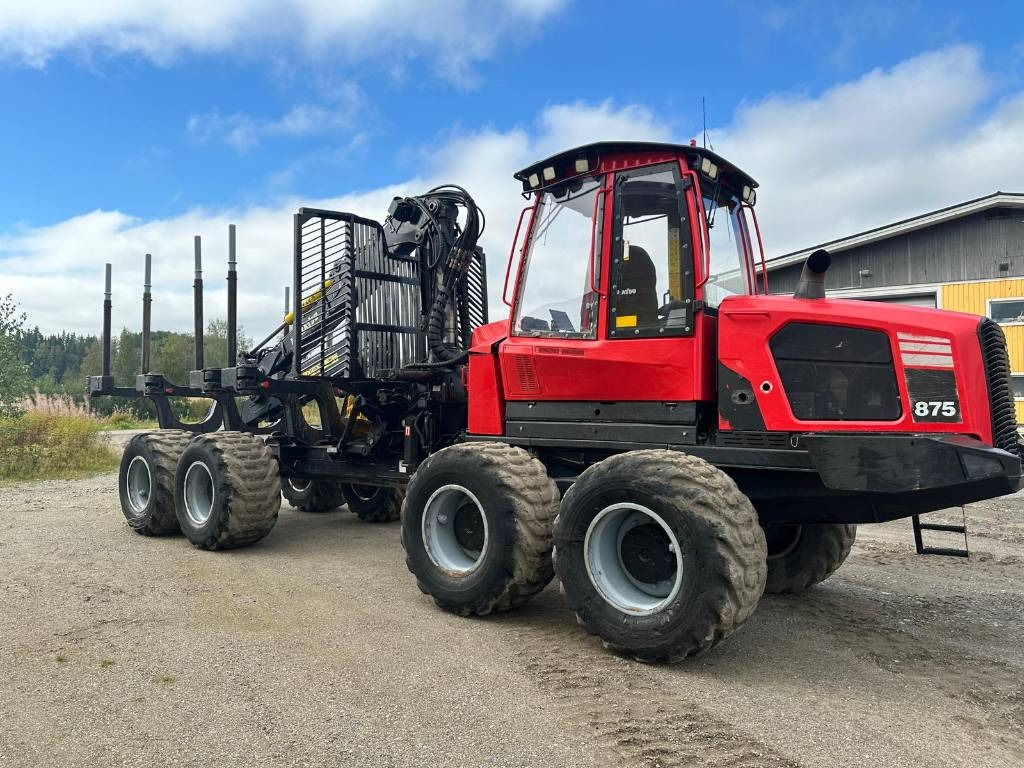 Komatsu 875 - Forvarders: foto 1 Komatsu 875 - Forvarders: foto 1